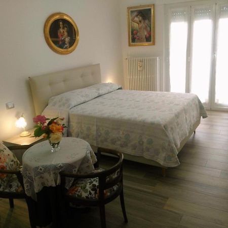 B&B Sweet Dreams Diano Marina Kültér fotó