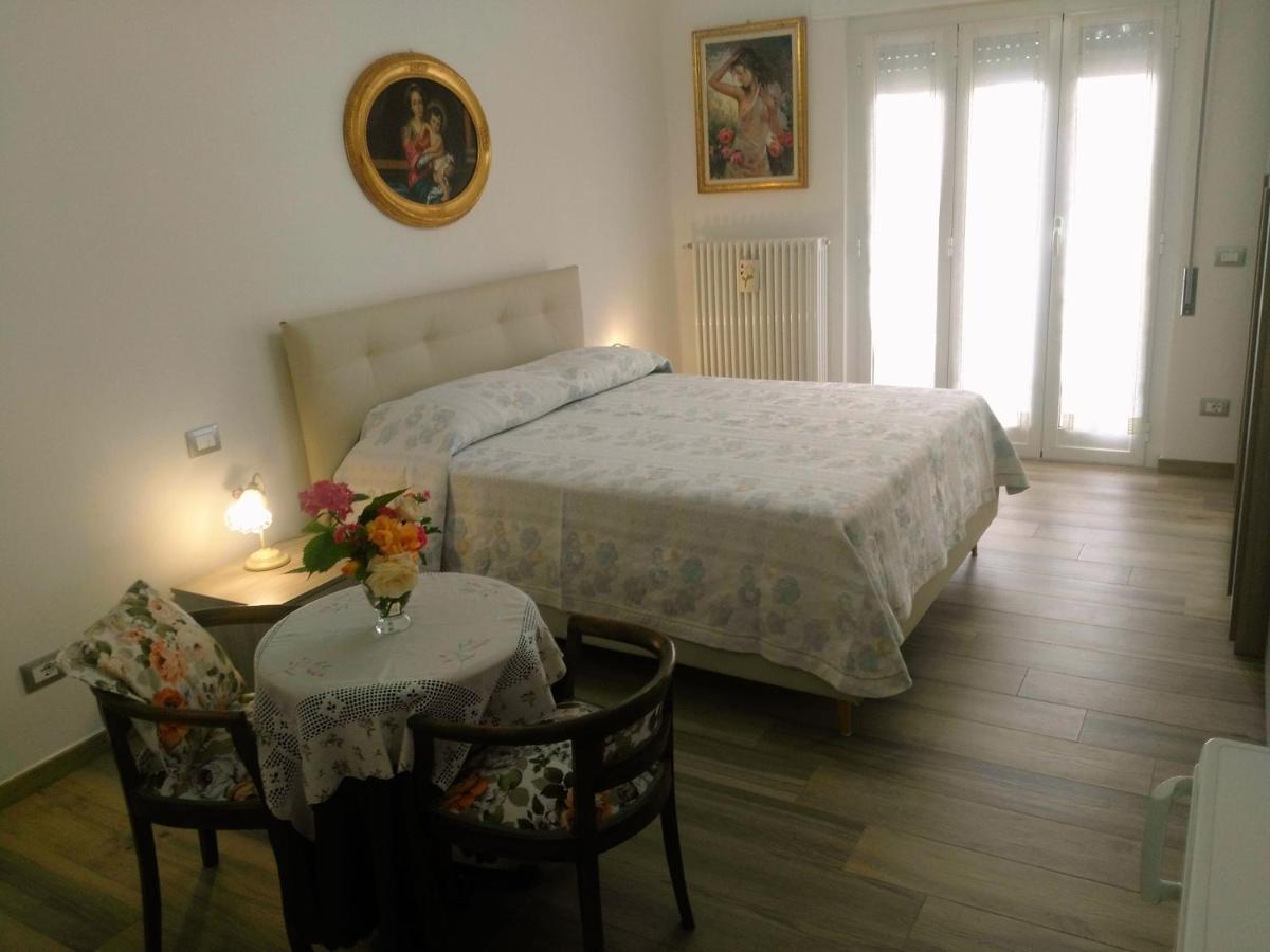 B&B Sweet Dreams Diano Marina Kültér fotó