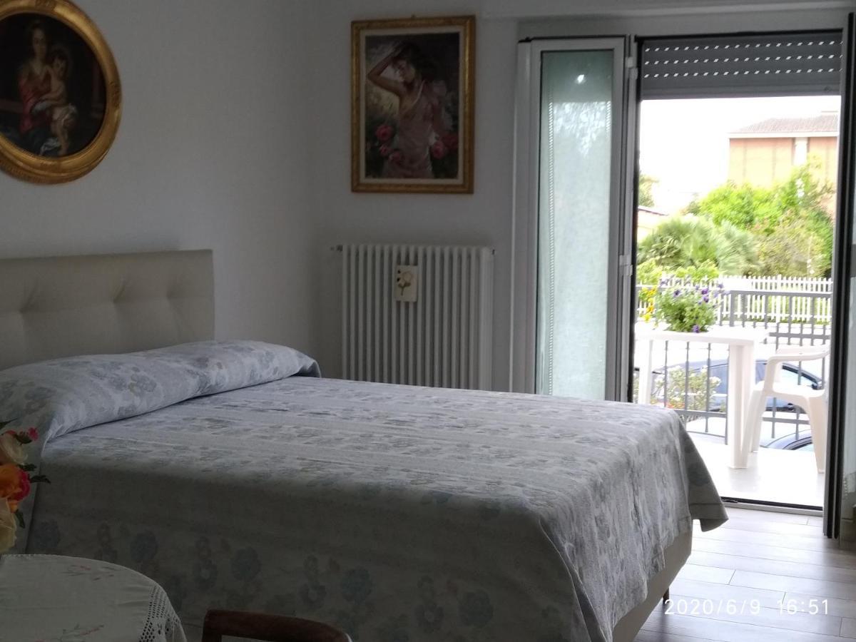 B&B Sweet Dreams Diano Marina Kültér fotó
