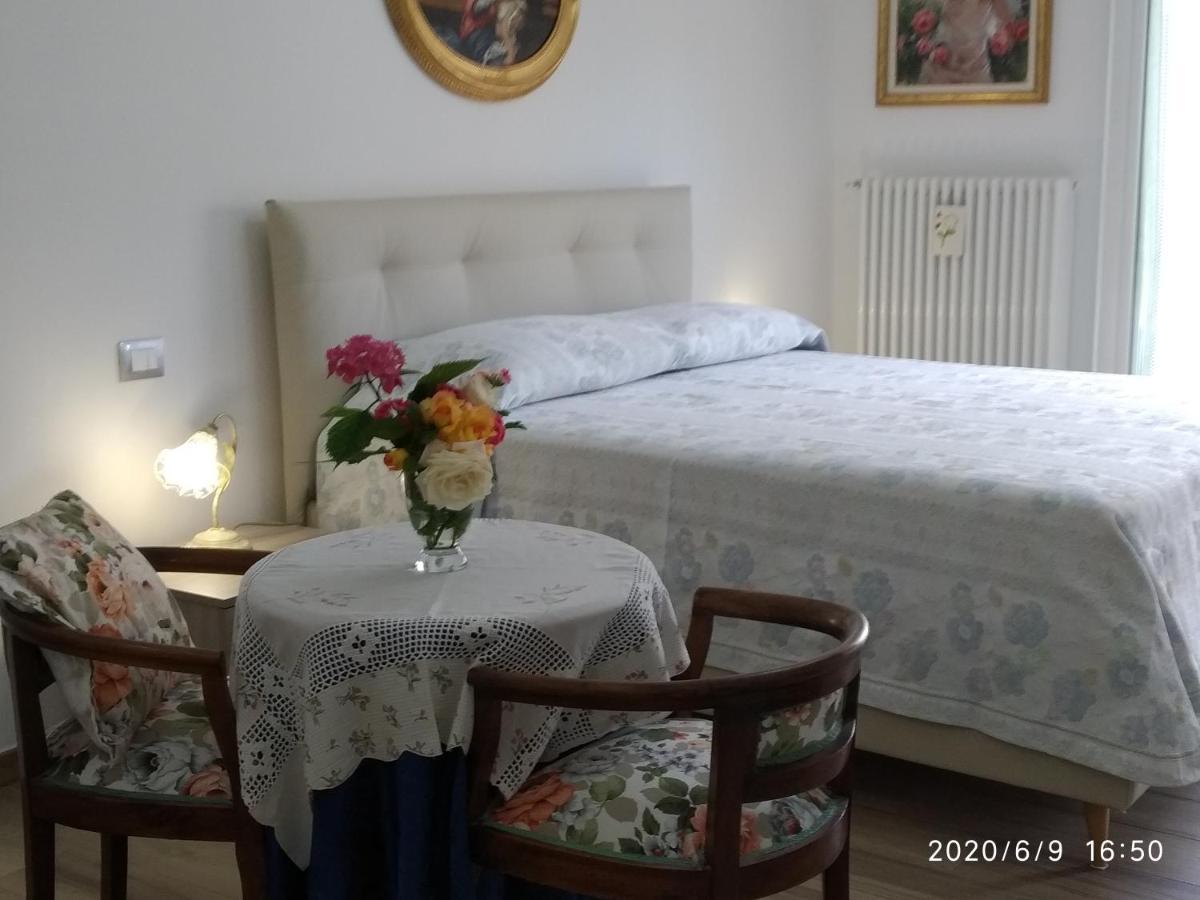 B&B Sweet Dreams Diano Marina Kültér fotó